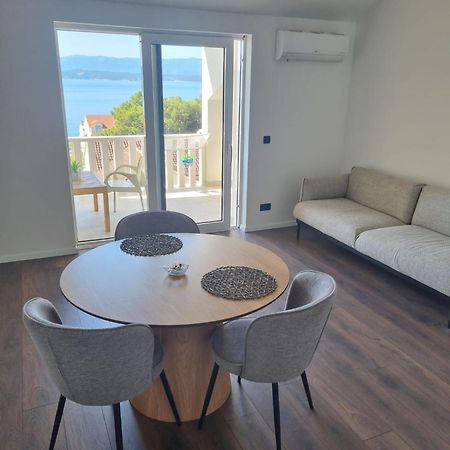 Superior Apartments Luka Бол Екстер'єр фото