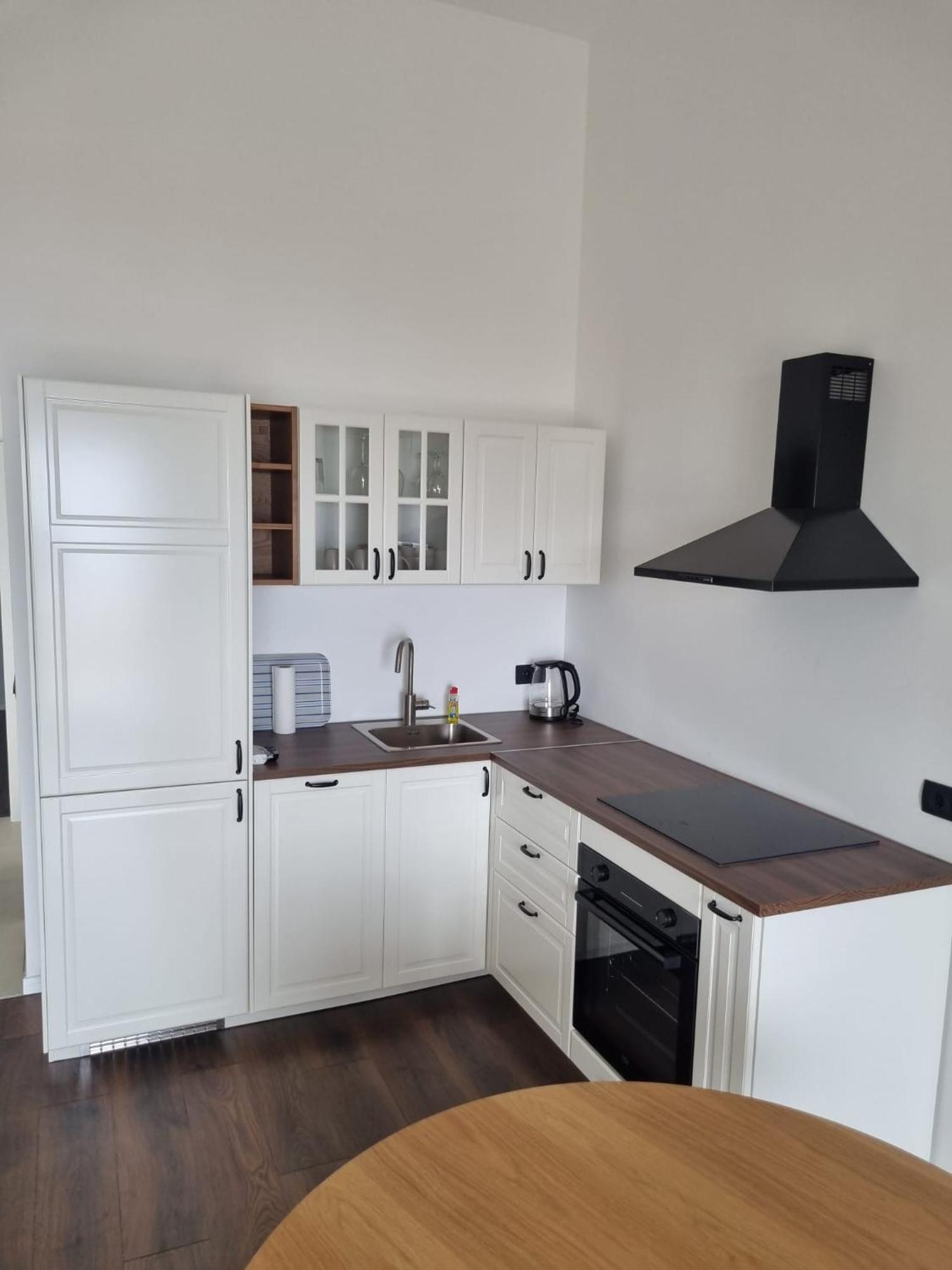 Superior Apartments Luka Бол Екстер'єр фото