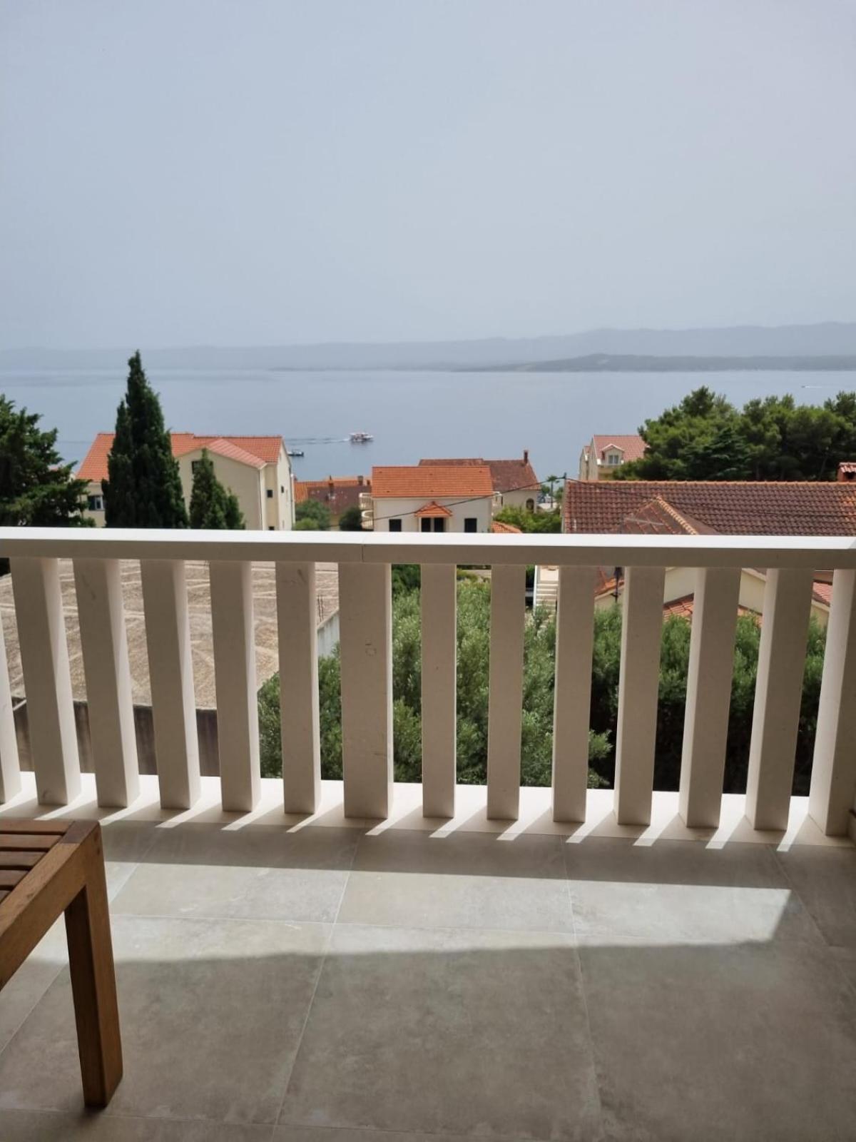Superior Apartments Luka Бол Екстер'єр фото